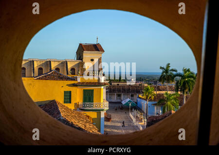 Vue depuis le clocher de l'Convento de San Francisco de Asis église sur la ville de Trinidad, Trinidad, Cuba, Holguín, Cuba Banque D'Images