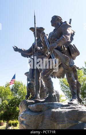 'Explorateurs au portage' Lewis et Clark statue surplombant Great Falls, MT, USA Banque D'Images