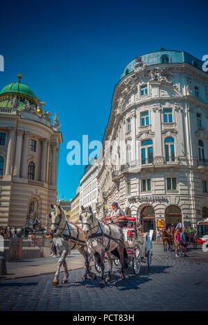 Europa, Wien, Österreich, Innere Stadt, Innenstadt, Platz, Michaeler Platz, Schauflergasse, Hofburg, Vienne, Autriche, de l'architecture, des capitaux Banque D'Images