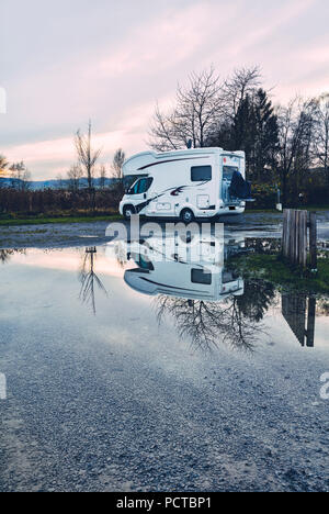 Camping site, site de véhicules récréatifs, Bad Pyrmont, Weser Uplands, Basse-Saxe, Allemagne Banque D'Images