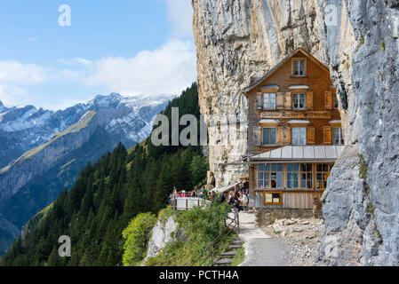 Mountain Inn, Aescher-Wildkirchli Région de l'Alpstein, Canton d'Appenzell, Suisse Banque D'Images