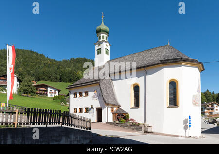 Autriche, Tyrol, Aschau, direction générale de l'église catholique Sainte Croix Banque D'Images