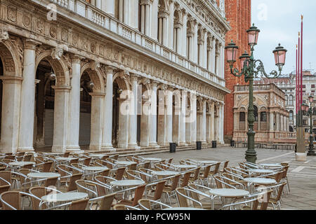 Un café sur la place Saint Marc à Venise, Italie Banque D'Images