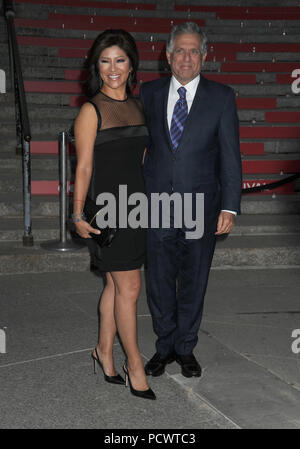 NEW YORK, NY - 14 avril : Julie Chen, Leslie Moonves assiste au Festival du film de Tribeca 2015 - Vanity Fair Partie au palais de justice de la Cour suprême de l'État le 14 avril 2015 à New York. People : Julie Chen, Leslie Moonves Banque D'Images