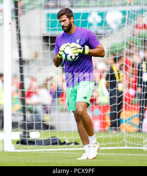 Aviva Stadium de Dublin, Irlande. 4 Août, 2018. Pré saison friendly football, International Champions Cup, Liverpool contre Napoli ; nouvelle signature Liverpool Alisson Becker en action au cours de l'échauffement : Action Crédit Plus Sport/Alamy Live News Banque D'Images