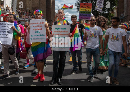 Brighton, UK. 4 août 2018, Peter Tatchell, en prenant part à l'Assemblée Brighton Pride Parade, Brighton en Angleterre. © Jason Richardson / Alamy Live News Banque D'Images