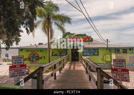 Joe's Gator Beach, Bar et Grill Ocklawaha, Floride, États-Unis Banque D'Images