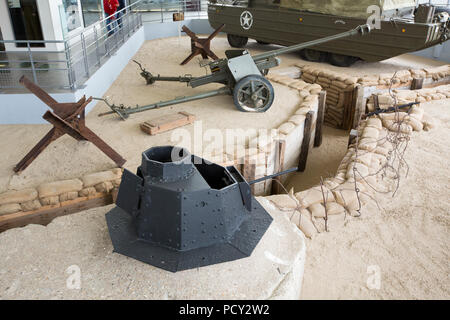 Les défenses d'un affichage à l'Utah Beach D-Day Museum, Normandie, France. Banque D'Images
