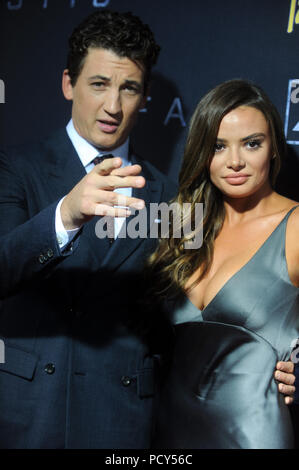 NEW YORK, NY - 04 août : Miles Teller assiste à la 'Les 4 Fantastiques' New York Premiere à Williamsburg salles le 4 août 2015 à New York City People : Miles Teller Banque D'Images