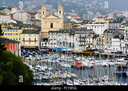 Vieux-Port (vieux port) et l'Église St-Jean-Baptiste, Bastia, Corse, France Banque D'Images