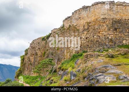 Les ruines de kuelap dans les montagnes andines de la région amazonienne du Pérou Banque D'Images