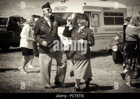 Amoureux de guerre faisant la danse lindy hop Banque D'Images