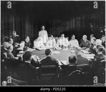 American et chefs d'état-major russe rencontrez dans le château de Cecilienhof à Potsdam, Allemagne, site de la Potsdam... - Banque D'Images