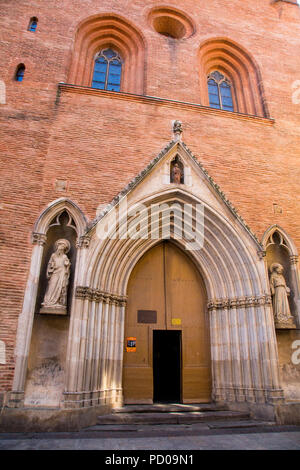 L'entrée avant de Notre-Dame du Taur à Toulouse France Banque D'Images