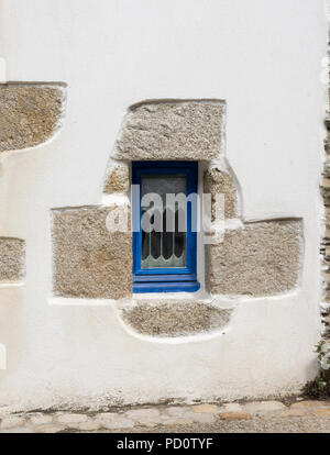 Fenêtre chalet Ville Close Concarneau Banque D'Images