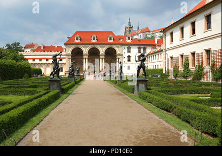 Prague, 11 juin 2018 - voir du style baroque Palais Wallenstein à MalÃ¡ Strana, Prague, en ce moment la maison du Sénat tchèque Banque D'Images