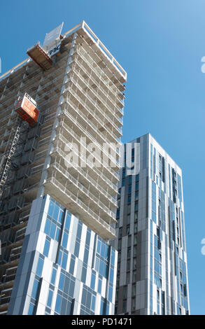 De nouveaux immeubles de grande hauteur en construction à MediaCityUK Banque D'Images