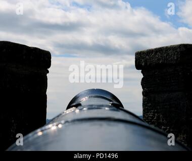 Cannon situé dans le château de Stirling, Écosse. Banque D'Images