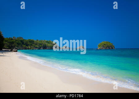 Belle Bulabog Beach sur l'île de Boracay. Aux Philippines. Banque D'Images