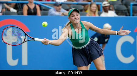 Washington, USA. 5 août 2018 : Donna Vekic s'étend sur une photo lors de la finale de l'Open de tennis de Citi match à Rock Creek Park, à Washington DC. Justin Cooper/CSM Banque D'Images