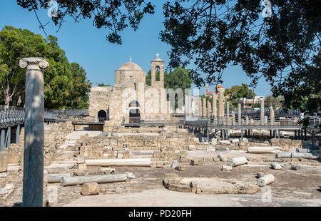 Ancienne sainte église chrétienne orthodoxe d'Ayia Kyriaki Chrysopolitissa à la ville de Paphos à Chypre. Banque D'Images