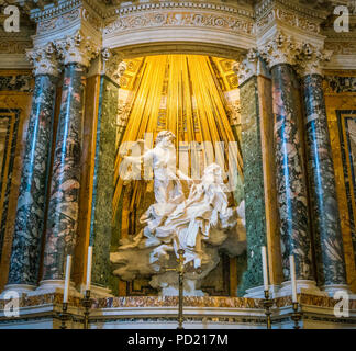 L'Extase de Sainte Thérèse dans l'église de Santa Maria della Vittoria à Rome, Italie. Banque D'Images