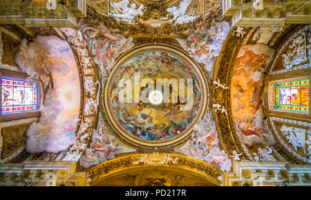 Le dôme de l'église de Santa Maria della Vittoria à Rome, Italie. Banque D'Images