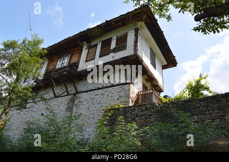 Kovatchevitca Village-Museum, montagne Rhodopes Banque D'Images