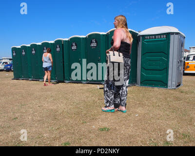 Des toilettes portables à un événement en plein air Banque D'Images