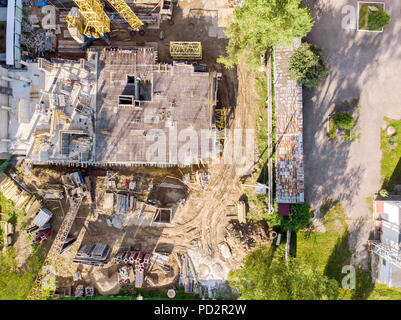 Photo aérienne de la construction de nouveaux immeubles à plusieurs étages Banque D'Images