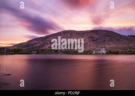 Soir et coucher du soleil à Kilchurn Castle Banque D'Images
