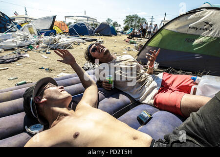 Le Danemark, Roskilde - Juillet 7, 2018. Il y a une ambiance de fête dans la région de camp au cours de la Danish music festival Festival de Roskilde en 2018. (Photo crédit : Gonzales Photo - Peter Troest). Banque D'Images