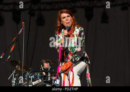 La Norvège, Fredrikstad - le 27 juillet 2018. Le chanteur et compositeur Michel sardou effectue un concert live au cours de l'Månefestivalen 2018 festival norvégien à Fredrikstad. (Photo crédit : Gonzales Photo - Per-Otto IPPO). Banque D'Images