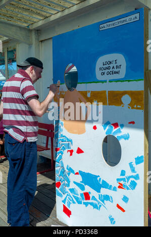 Caricaturiste au Pier Herne Bay, dans le cadre de l'Herne Bay Festival organisé chaque année Banque D'Images