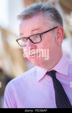 Un portrait de Michael Gove Secrétaire d'État à l'environnement, de l'Alimentation et des affaires rurales du Royaume-Uni. Banque D'Images