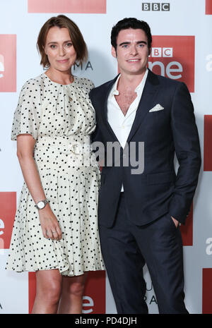 Keeley Hawes et Richard Madden participant à un appel d'une photo du garde du BBC au BFI Southbank à Londres. Banque D'Images