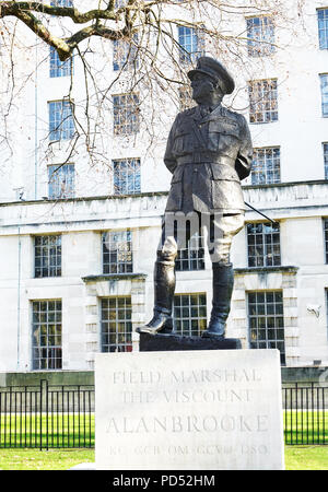 LONDON-ANGLETERRE-JAN 20, 2017 : Le maréchal Alan Brooke, vicomte Alanbrooke était un officier supérieur de l'armée britannique. Monument au ministère de la Défense Banque D'Images