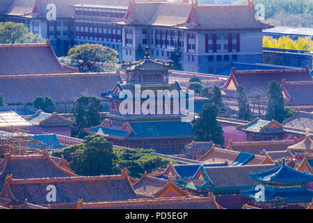 Bleu Rouge Dragon Pavilion Gugong Forbidden City Beijing Chine Banque D'Images