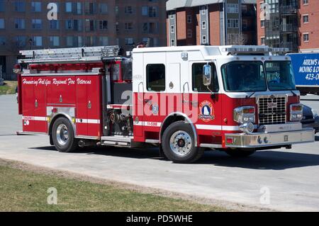 Halifax Regional Fire and Emergency Services (Camion Camion à incendie / Fire Ambulance) Banque D'Images