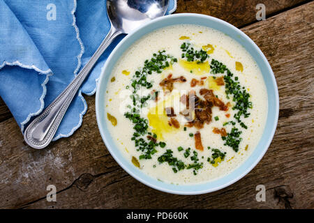 Soupe de céleri-rave et couliflower Banque D'Images