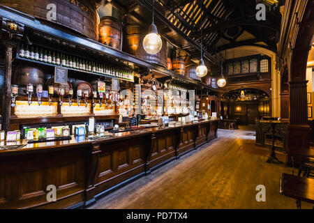 L'Angleterre, Londres, Holborn, Cittie de Yorke Pub Banque D'Images