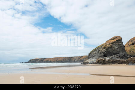 Bedruthan steps sur la côte nord de Cornwall, England, UK Banque D'Images