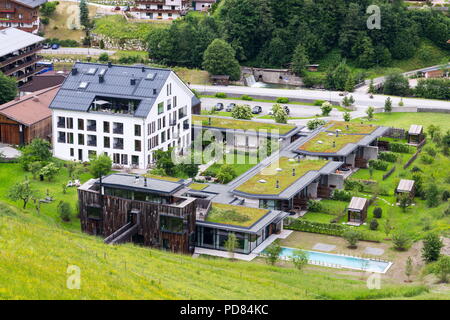 Vue aérienne de vastes green living Sod roofs de végétation Banque D'Images