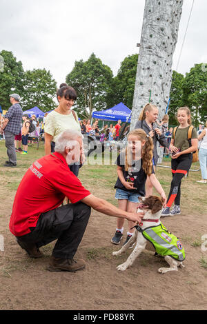 Warrington, Royaume-Uni. 7 Août, 2018. Warrington, Royaume-Uni. 07 août 2018 - Le premier jour de l'expérience du parc Victoria. VPX est dans sa onzième année et n'est tenue à Victoria Park, Latchford, Warrington, Cheshire chaque année. Tous les mardis en août les portes ouvertes à une grande variété de divertissements pour enfants qui est tout libre de droits photo Crédit : John Hopkins/Alamy Live News Crédit : John Hopkins/Alamy Live News Banque D'Images