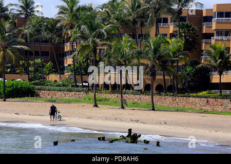 Lecheria, Anzoategui, Venezuela. 7e août 2018. 07 août, 2018. Plage de los Canales, El Morro complexe touristique, à Lecheria, état Anzoategui. Le Venezuela. Photo : Juan Carlos Hernandez Crédit : Juan Carlos Hernandez/ZUMA/Alamy Fil Live News Banque D'Images