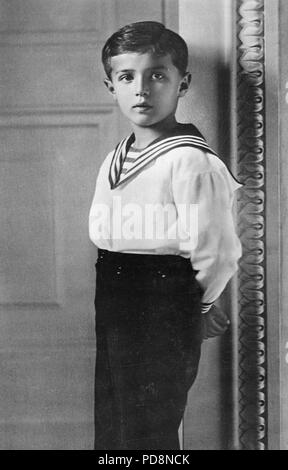 Le Tsar Nicolas II de Russie. 1868-1918. Le dernier empereur de Russie. On voit ici son fils Tsarevich Alexei Nikolaevitch, 1904-1918. vers 1913 Banque D'Images