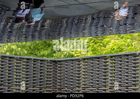 Serpentine Gallery pavilion d'été annuel conçu par Frida Escobedo. 2018 Londres, Angleterre, Royaume-Uni, Europe Banque D'Images