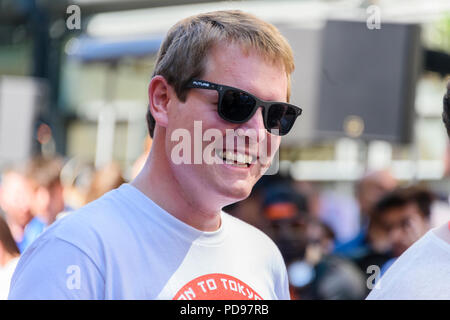 Covent Garden, Londres, Royaume-Uni. 05/08/2018. @Schmee150 (Tim Burton) au début de la 2018 Gumballl 3000 rallye. Banque D'Images