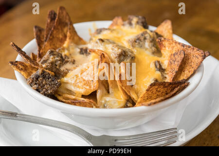 Nachos haggis servi à Machrihanish Dunes vieux pavillon, Ecosse, Royaume-Uni Banque D'Images