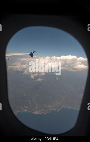 Vue aérienne de la côte nord-ouest de la Corse, France Banque D'Images